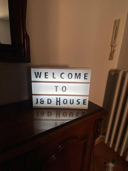 J & D House Apartment Alba  Ngoại thất bức ảnh
